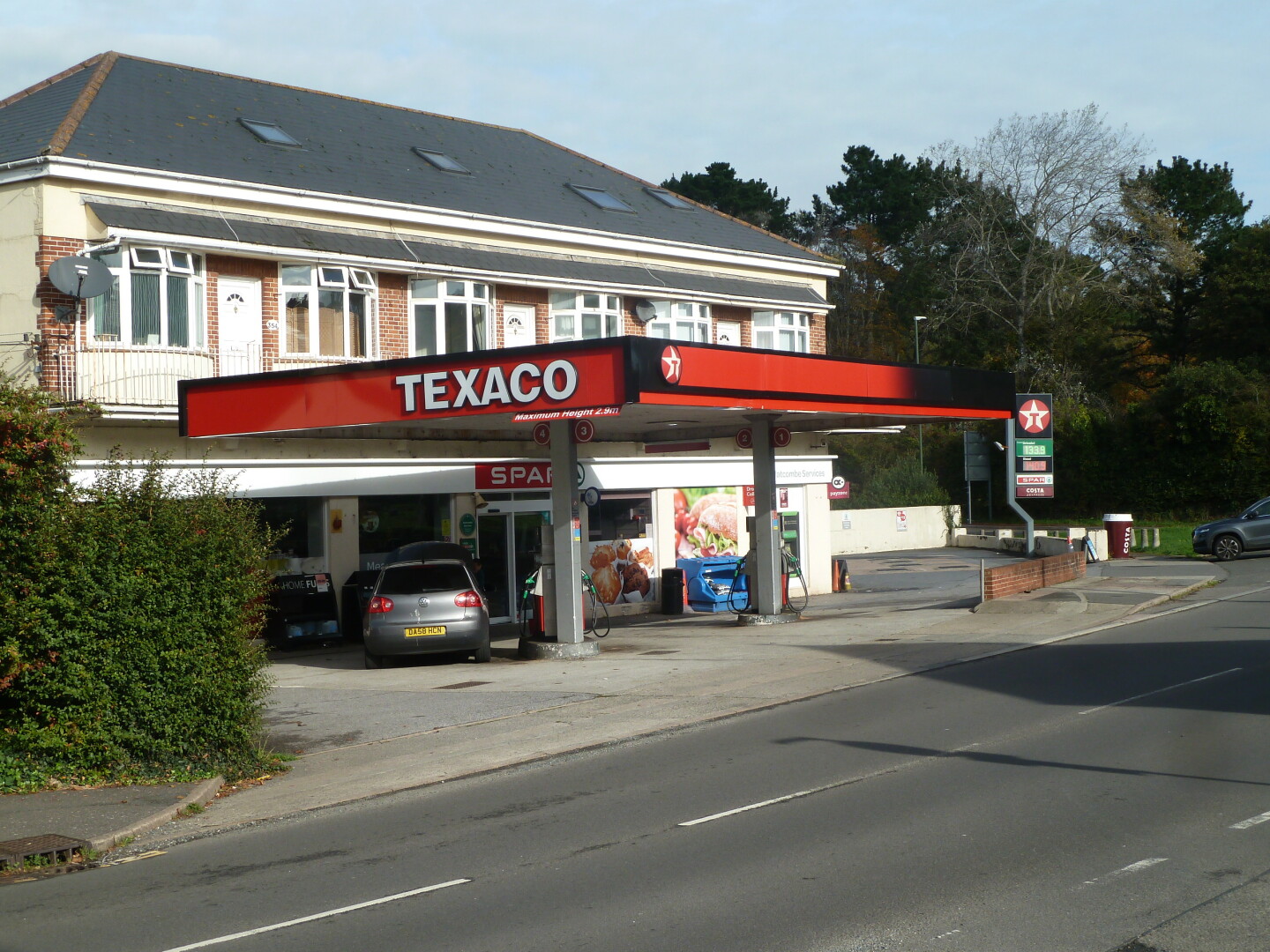 Texaco Garage