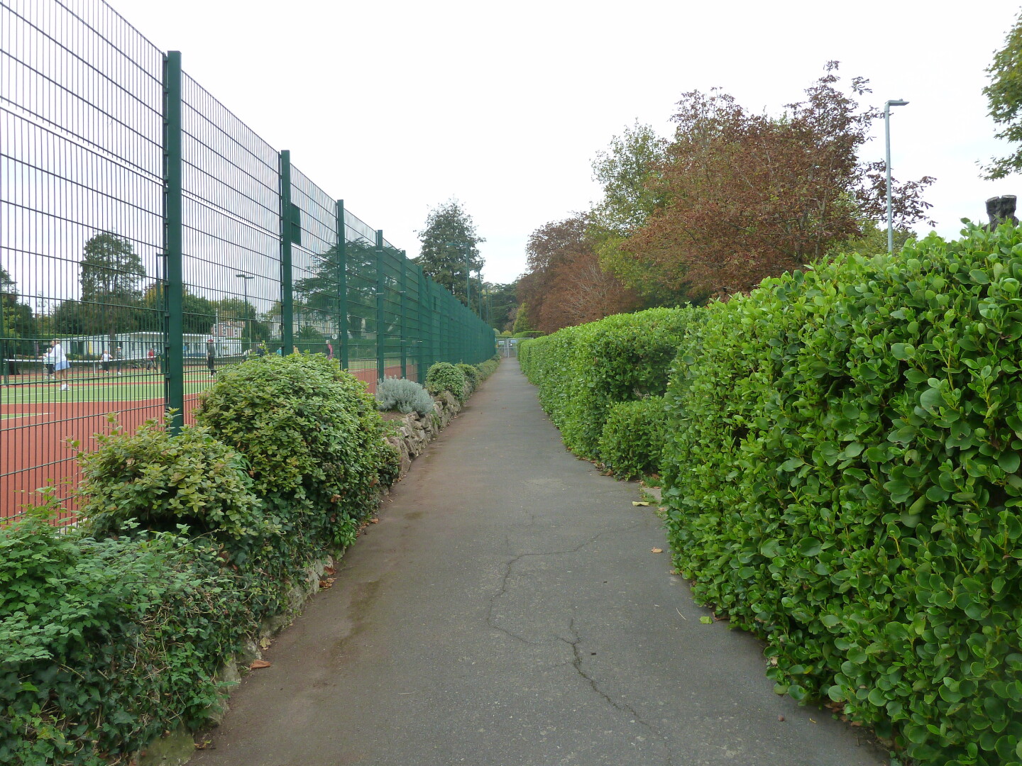Path next to tennis courts