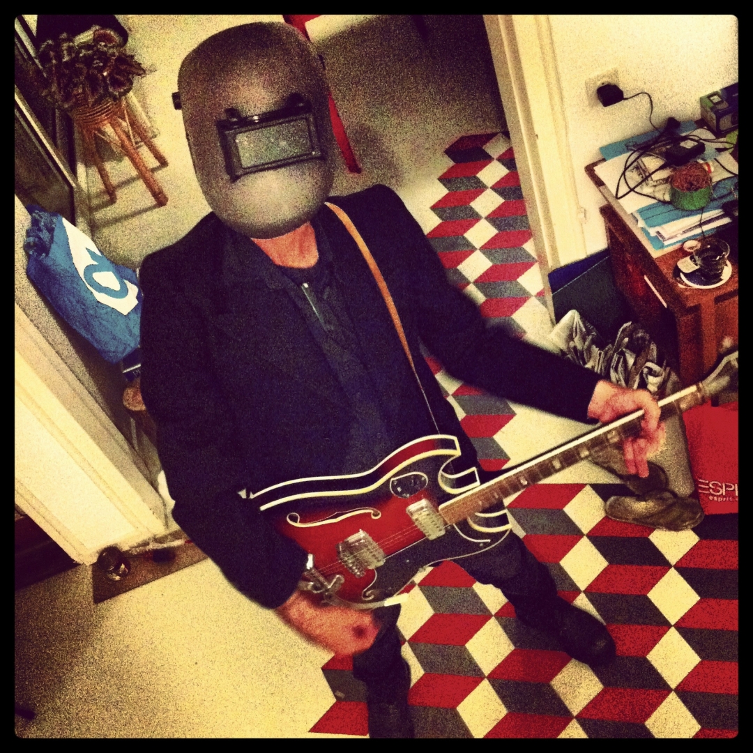 Back in the days: Preparing for teaming up with the Cyborgs @ Hayo's Kaffee 't Hof, Middelburg.